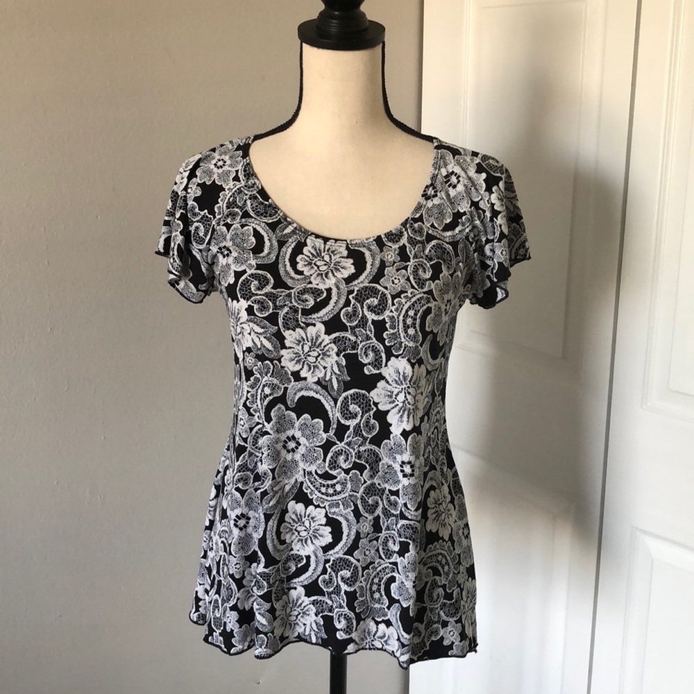 ♥️3X20 BRITTANY BLACK-WHITE LACE PRINTED LADIES TOP | S